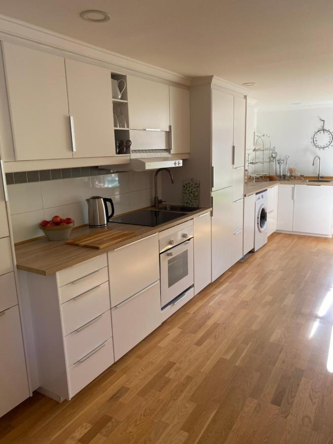 Roeda Huset Villa Hallstahammar Buitenkant foto
