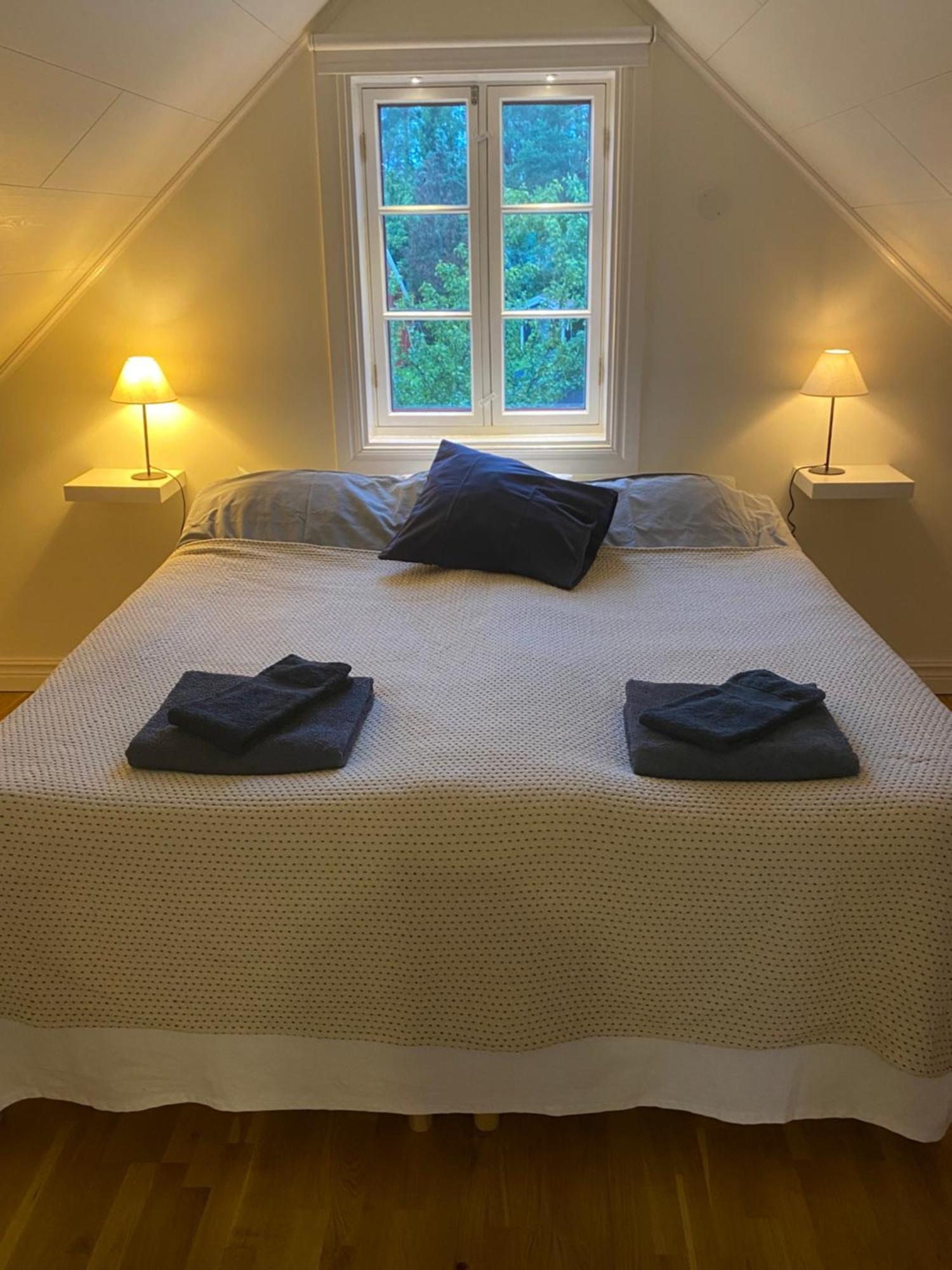 Roeda Huset Villa Hallstahammar Buitenkant foto